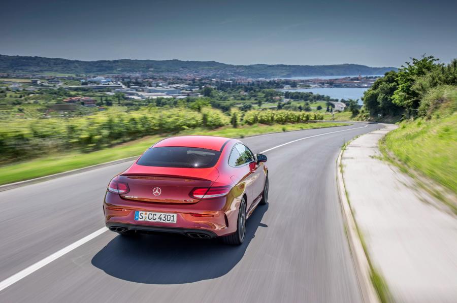  Mercedes-AMG C43 4Matic Coupe 2016 года  (фото 19 из 23)